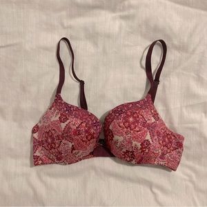 Victoria’s secret bra 34B